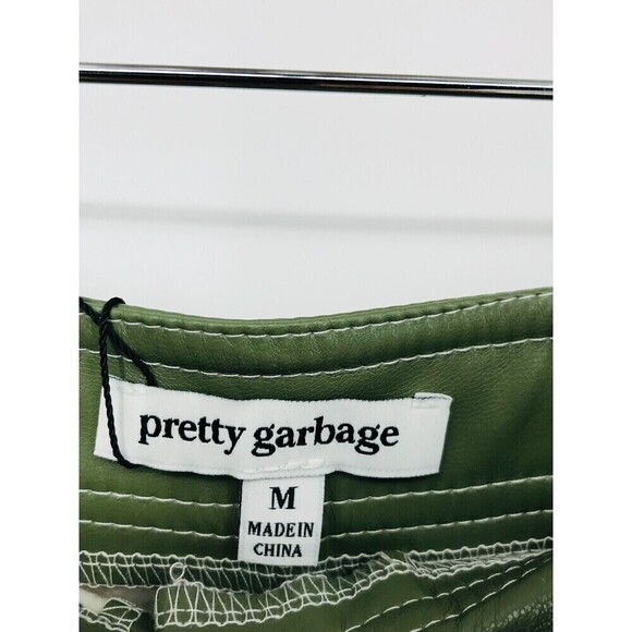 NWT Pretty Garbage Green Faux Leather Mini Skirt with pockets Size Medium - Picture 4 of 7